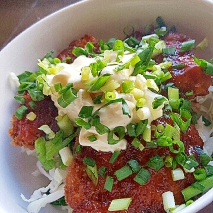 新玉ねぎのソースを添えて☆ソースカツ丼